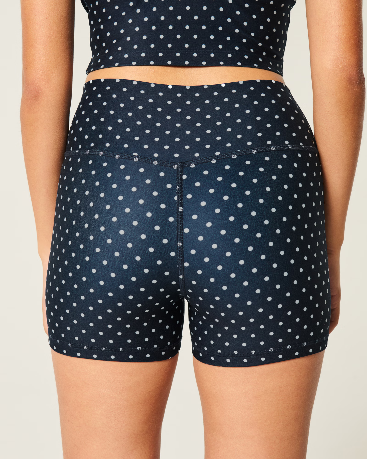 Zora Sportset – Stip Edition