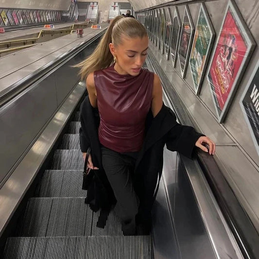 Cara - Burgundy Top